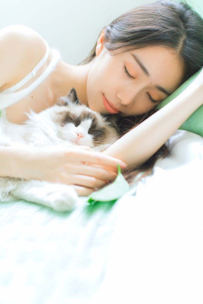 上海网红李雅